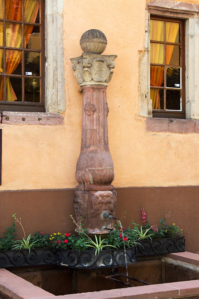 ribeauville hdr france frankrijk elzas vogezen vosges haut-rhin haut rhin Sinnplatz kasteel chateau Girsberg Saint Ulrich Haut-Ribeaupierre